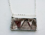 Vintage Heritage Hall Ceramic Necklace - asthecrowfliesandco