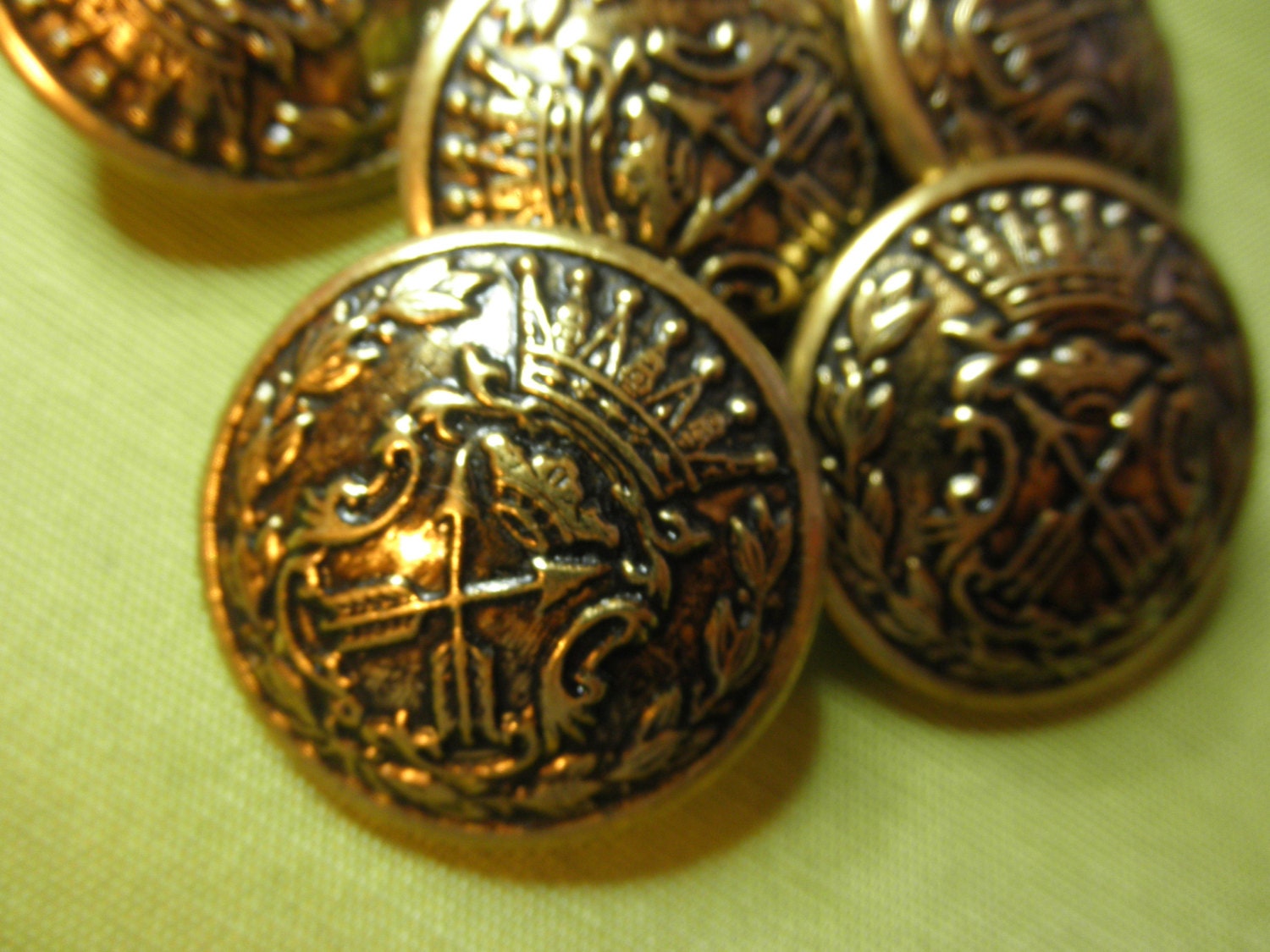 6 LARGE  Gold Buttons Metal  - Regal Crown Pictorial - Brass - Burnished Gold - Each measures 1.25 inches