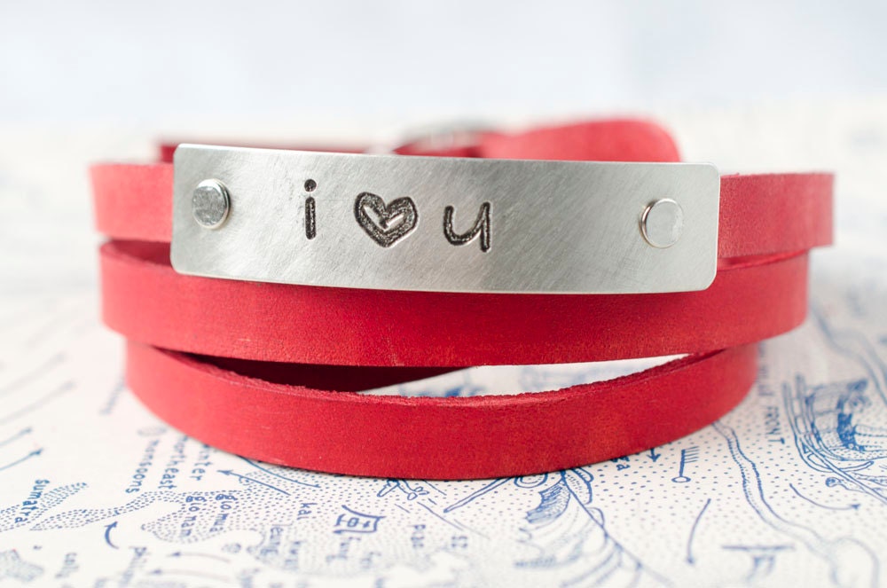 i heart u -  Adjustable Leather Wrap Bracelet