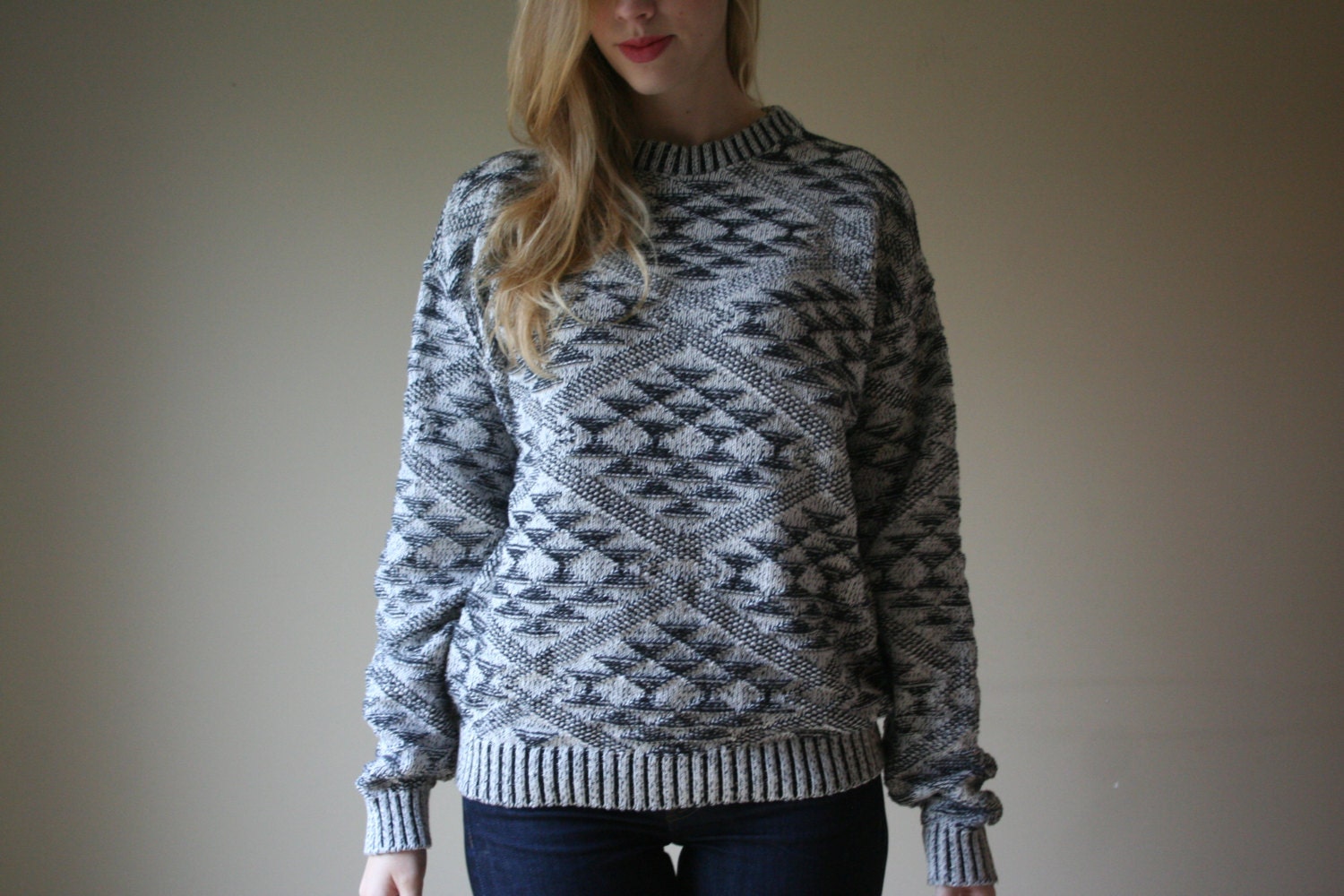 80s Aztec Sweater / Oversized Black and White Sweater / Thick Knit Sweater / Knitwear / Unisex Medium med md / Men and Womens Sweater