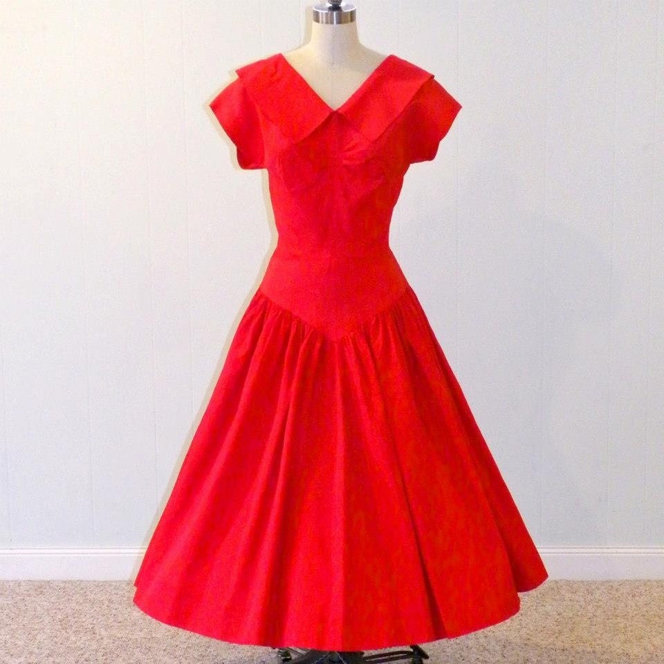 50s Dress, Red 1950s Party Dress, Taffeta Damask Vintage Cocktail Dress, Full Skirted New Look Dress