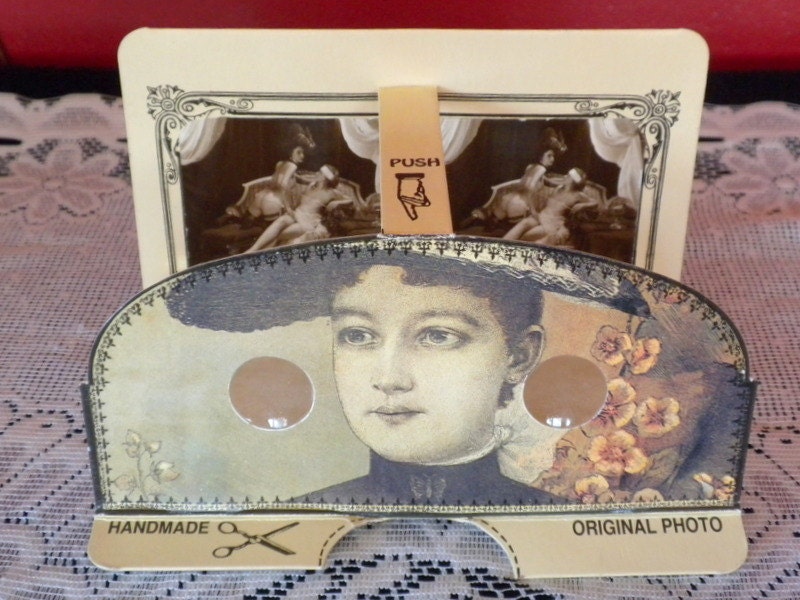 Beautiful Vintage Stereoscopic View Risque Post Card / Magicard System