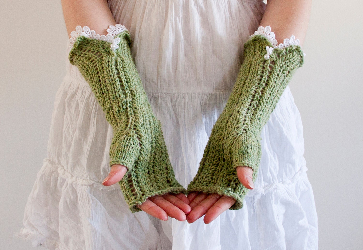 Madeline---Green--Lace Fingerless Gloves---Alpaca and Wool