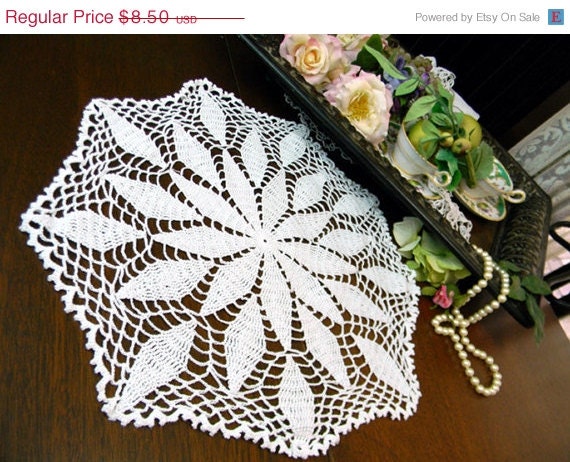 ON SALE White Crochet Lace Doily - Vintage Crochet Linens 9854