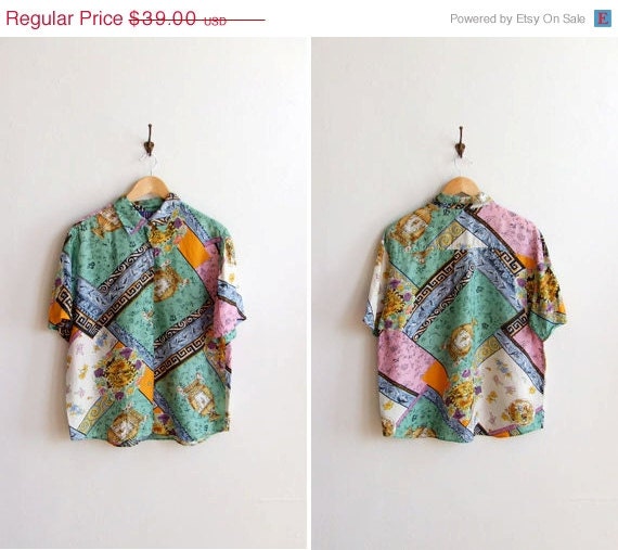30% OFF FLASH SALE / Vinatge 1980s printed silk blouse
