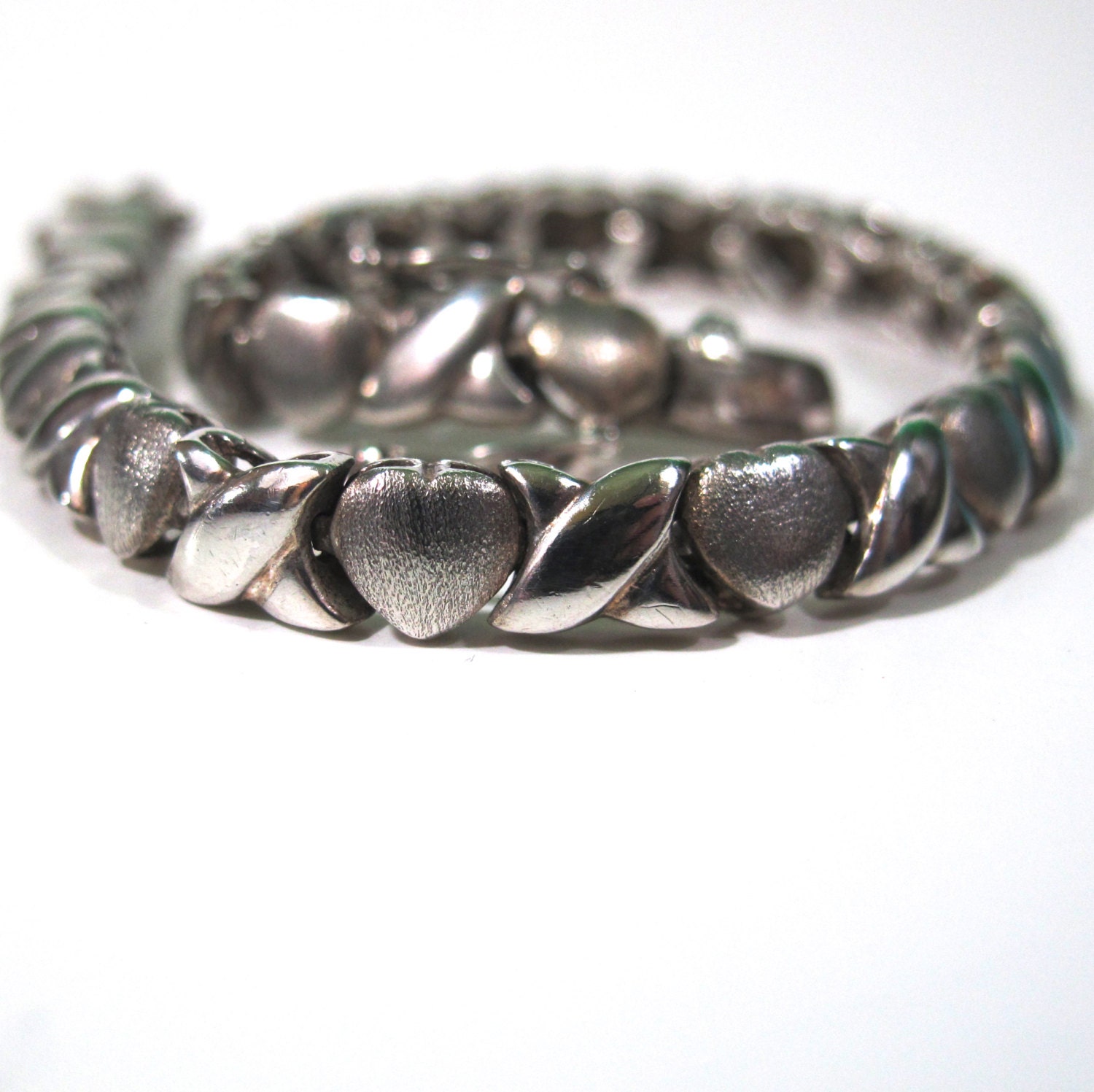 vintage sterling heart bracelet, x heart x, polished silver