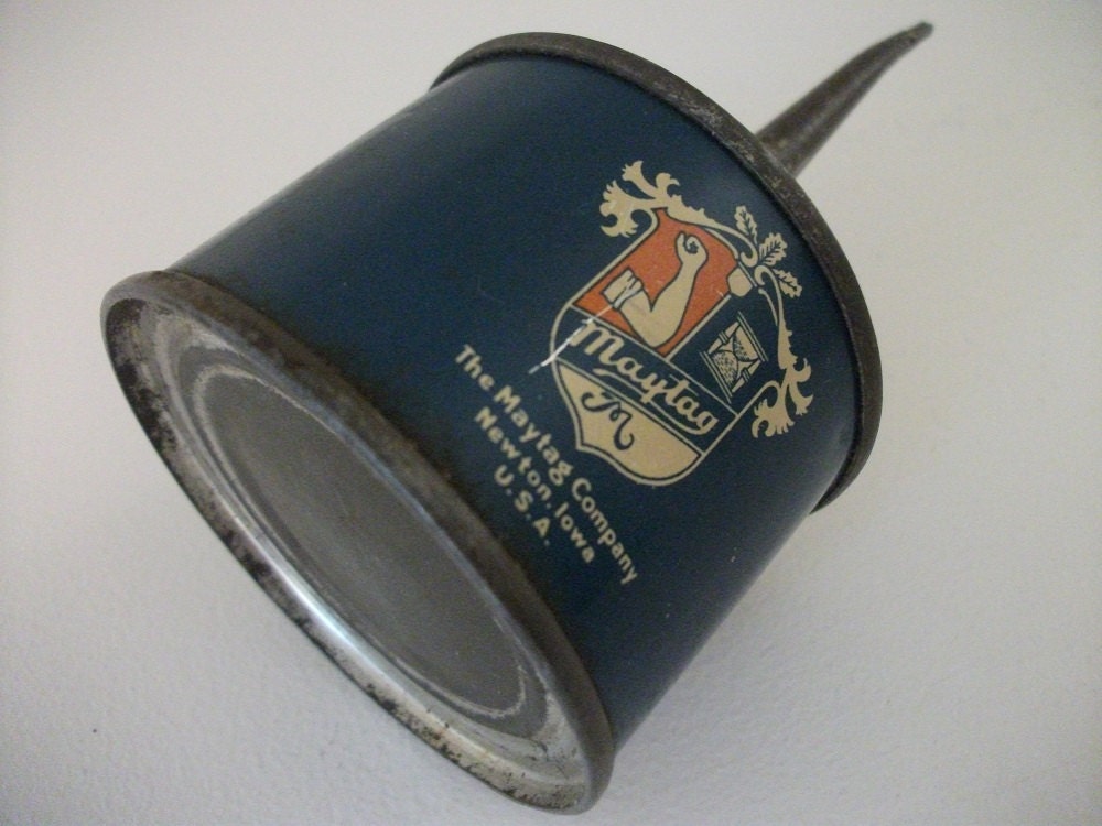vinTAGE Maytag Oil Can