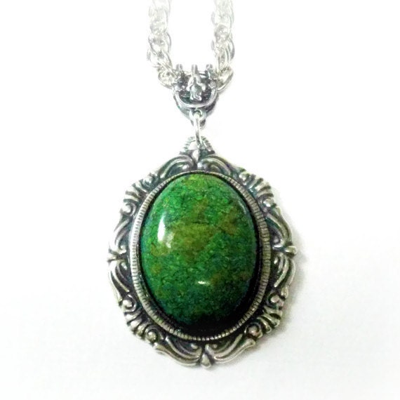 Magnesite Necklace Green Pendant Necklace Mothers Day Gifts Dark Green Victorian Jewelry Gemstone Necklace