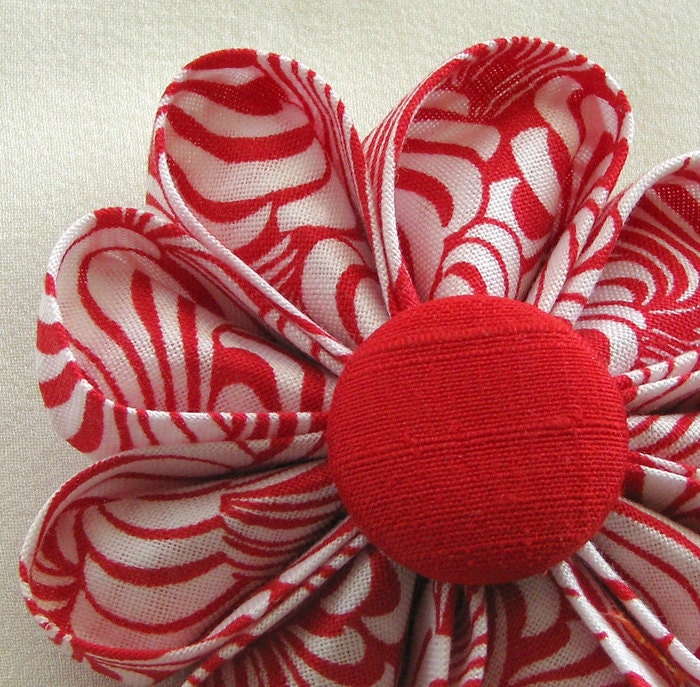 Flower Pin Bright Red and White Curvy Stripes Print Petals and Red Silk Button