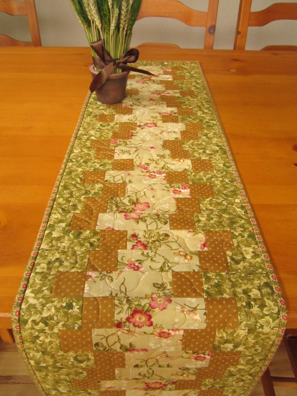 Patchwork Table Runner Floral Zig Zag