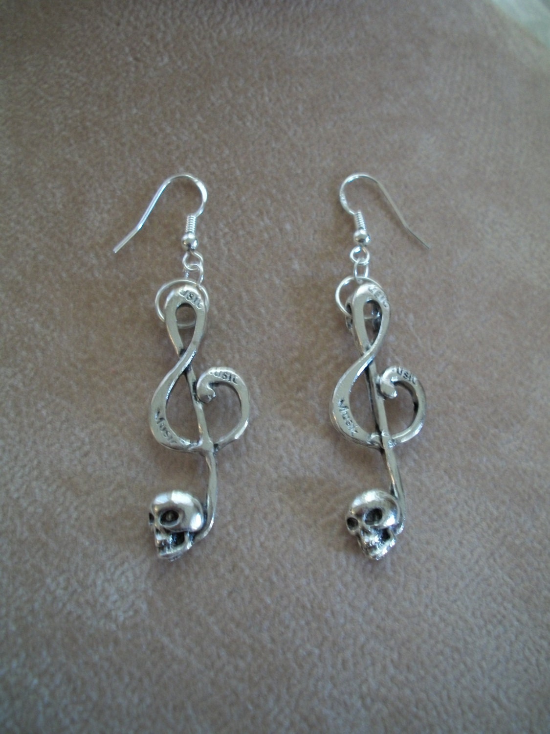 Clef Music Note with Skull, Gothic Earrings, by Brendas Beading on Etsy