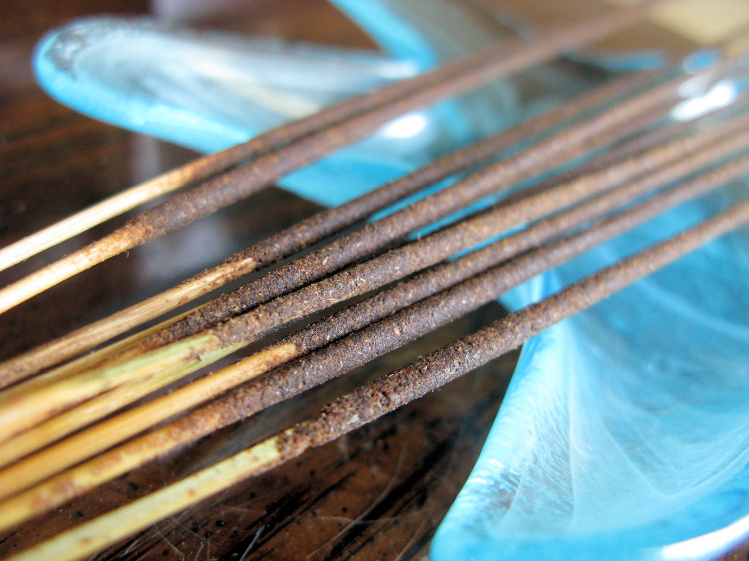 Sandalwood Hand Dipped 11-Inch Incense Sticks