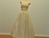 1950 to 1960   Wedding Dress French Vanilla Embroidered Organza