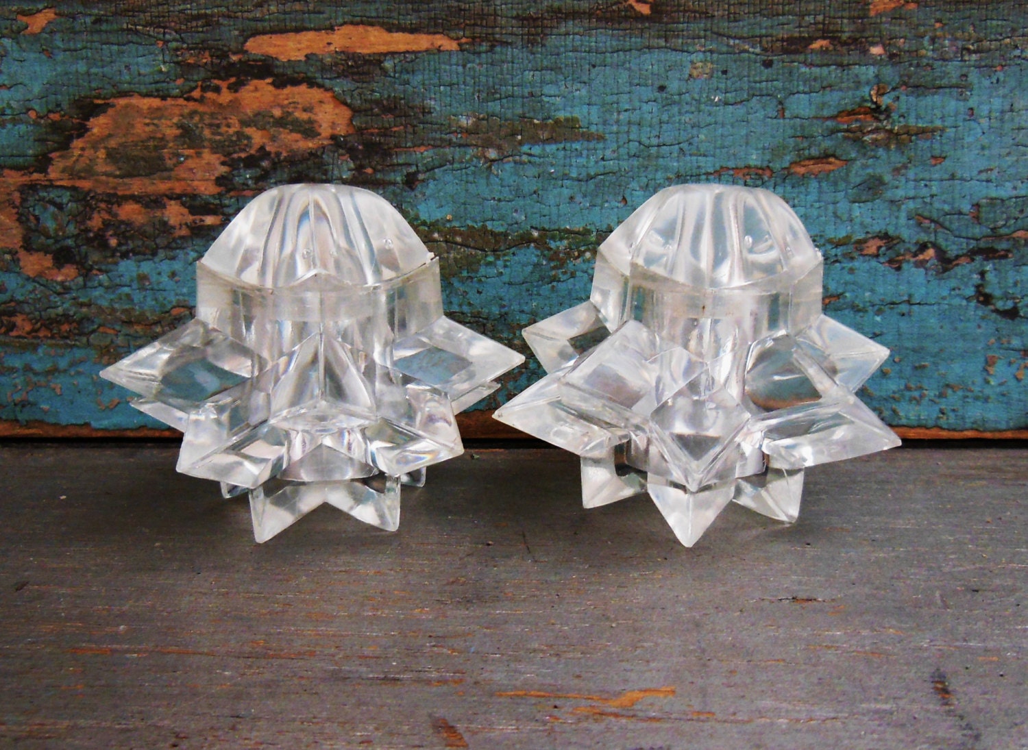 Clear Acrylic Plastic Salt and Pepper Shakers Vintage Star