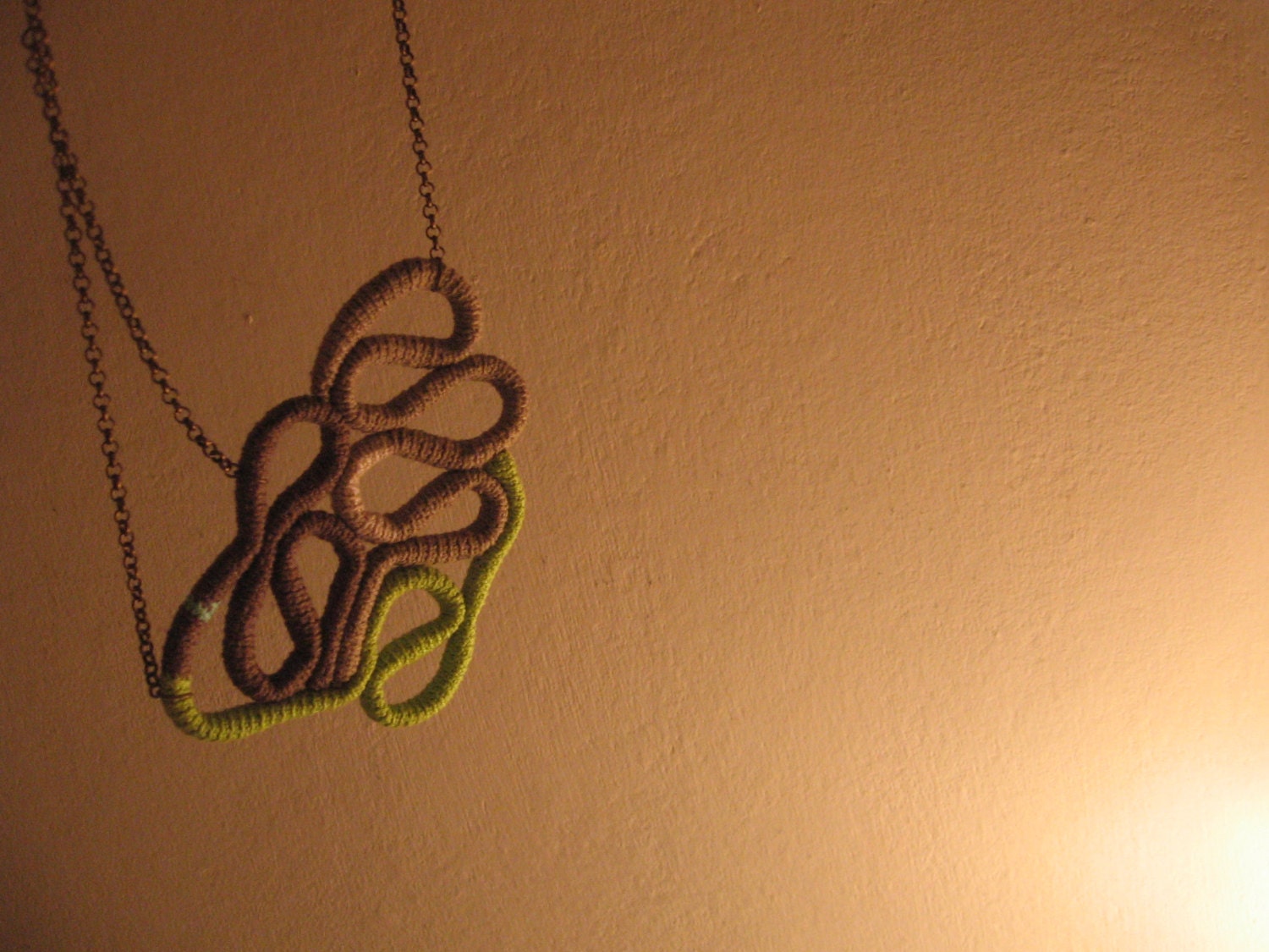 Entanglement neck piece