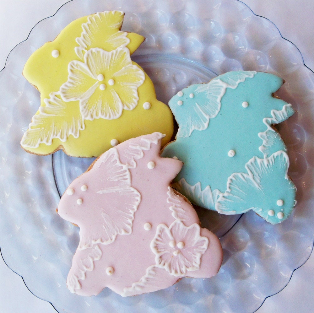 Embroidered Easter Bunny Cookie