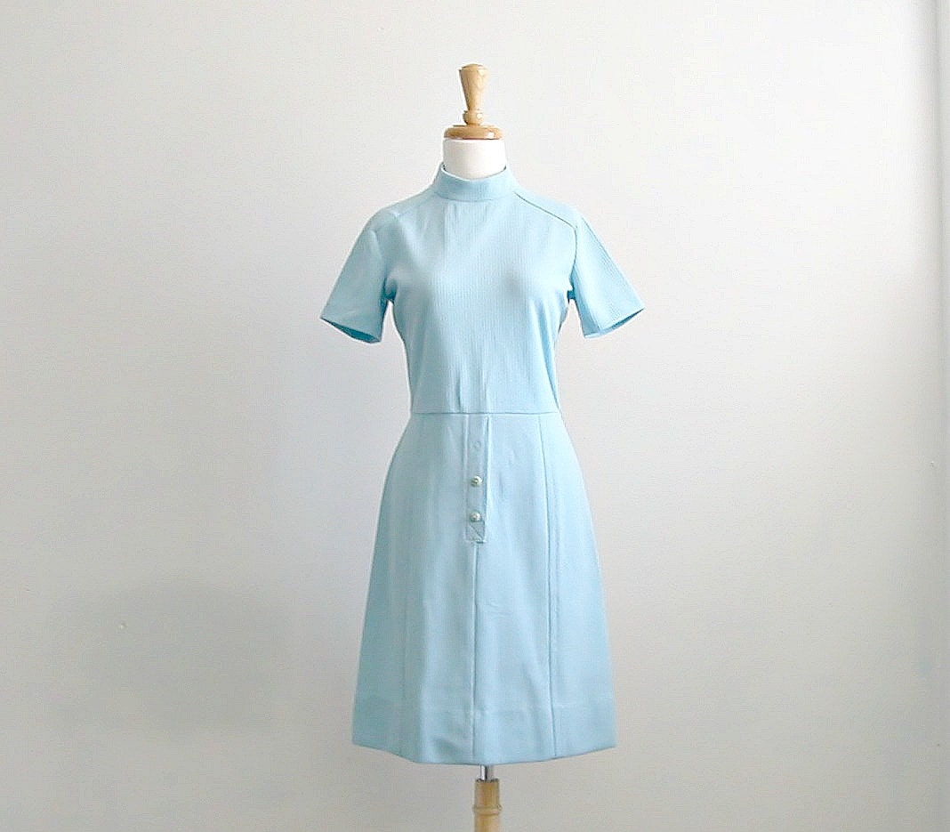 1960's Mod Shift Dress / 60s dress / stewardess dress / sheath dress / mad men dress / small medium