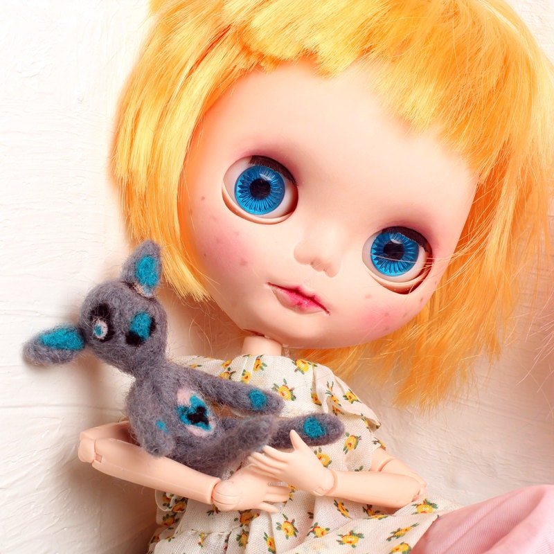 Blythe Doll Toy Friend. mini animal, Grey Bunny rabbit, miniature needle felted, Cute Woodland critter, wool