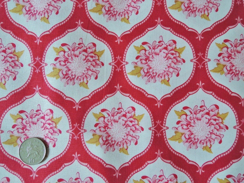 Tilda fabric FQ .... Mum Flower Ornament in Red .... EXTRA LARGE Fat Quarter 50 x 70cm Buy any 4 get a surprise one Free Il_170x135
