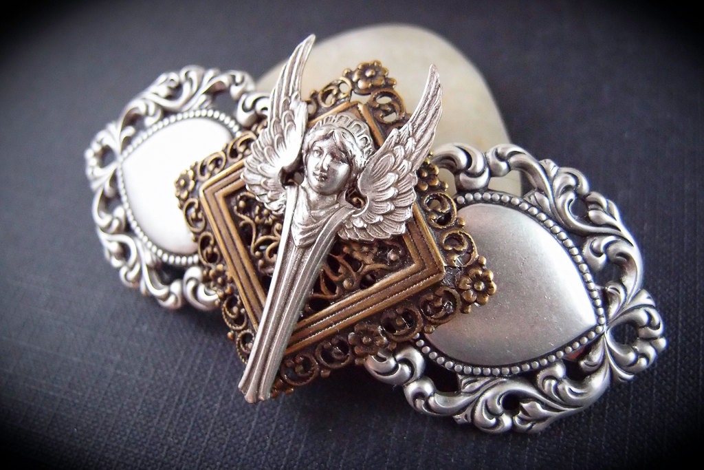 Winged Glory-Victorian style Greek Goddess barrette in aged brass