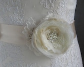 Wedding sash, Bridal dress sash accessory,  ribbon belt, Ivory Champagne crystal rhinestone lace flower rose romatic vintage inspired