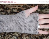 ON SALE Irish Cream Tweed Wrist Warmers Fingerless Gloves Crochet