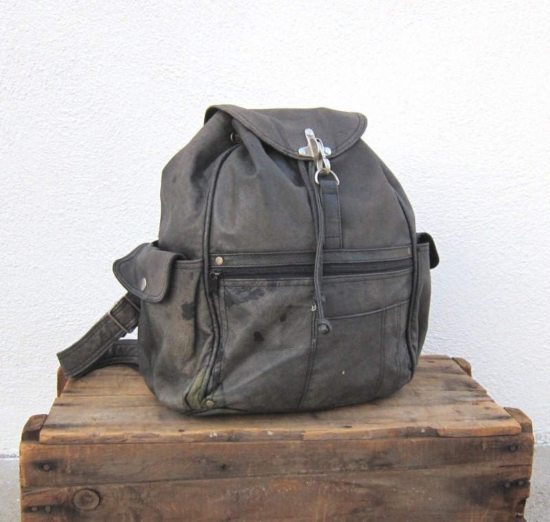 Vintage Charcoal Gray Leather Medium Rucksack Backpack