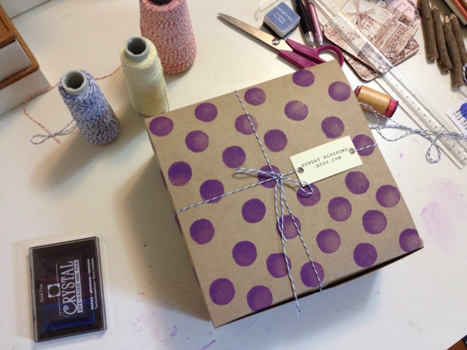 Custom polka-dot kraft gift boxes (size 8x8x3.5 inches) business packaging - set of 10 - recycled - gift wrap - eco-friendly