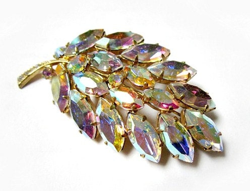 Vintage 2 3/8" Aurora Borealis Rhinestone Glowing Leaf Brooch Pin