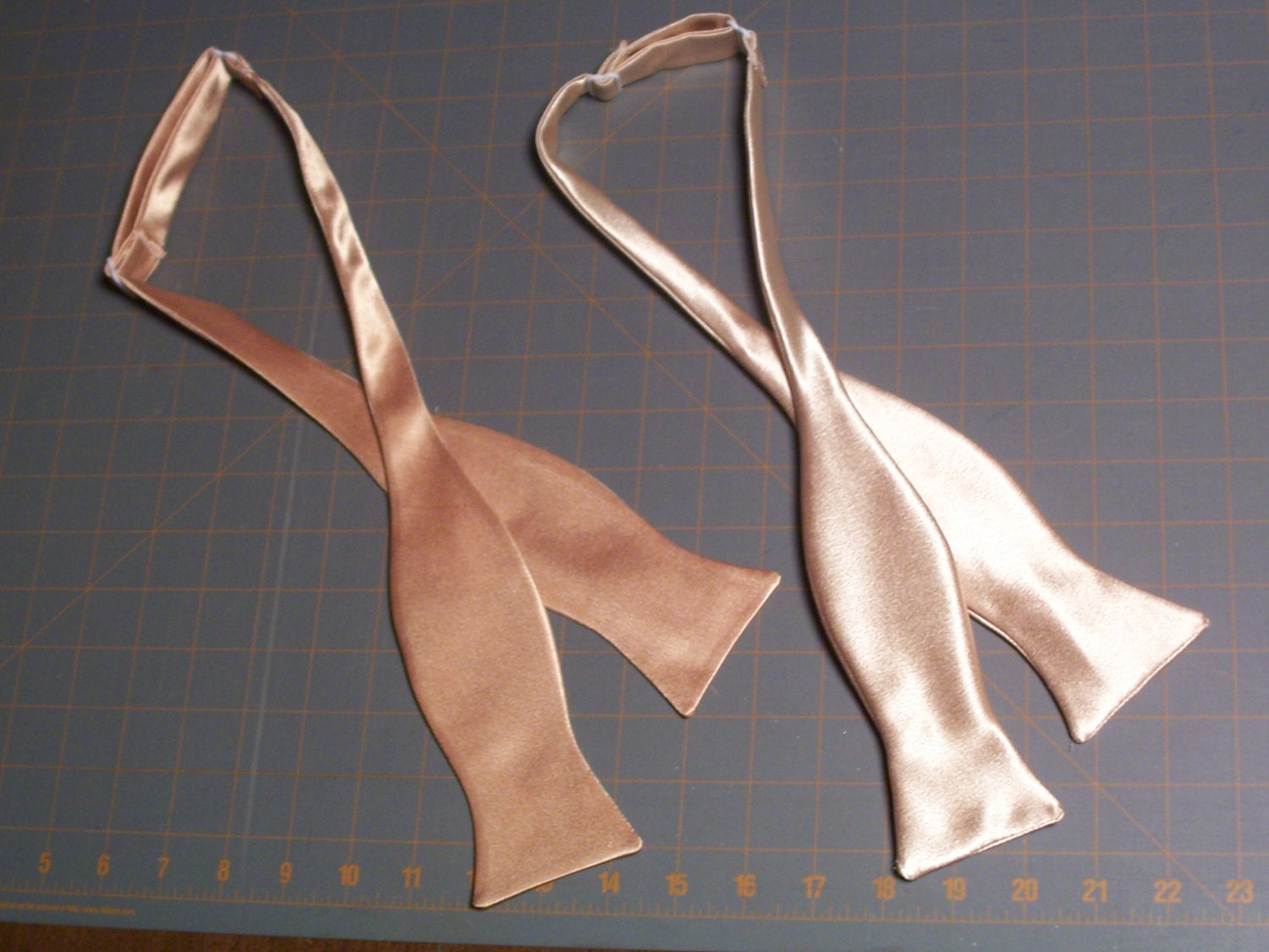 Custom made self tie bow ties