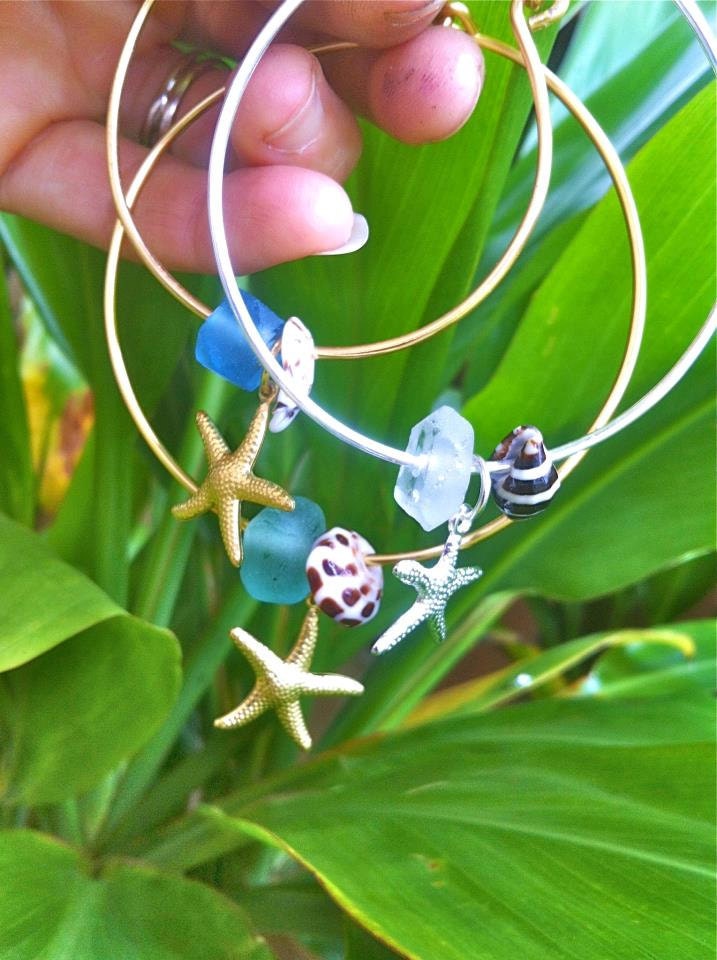 Sale---NEW-Starfish Summer--Gold Bangle with Starfish, Glass and Shells