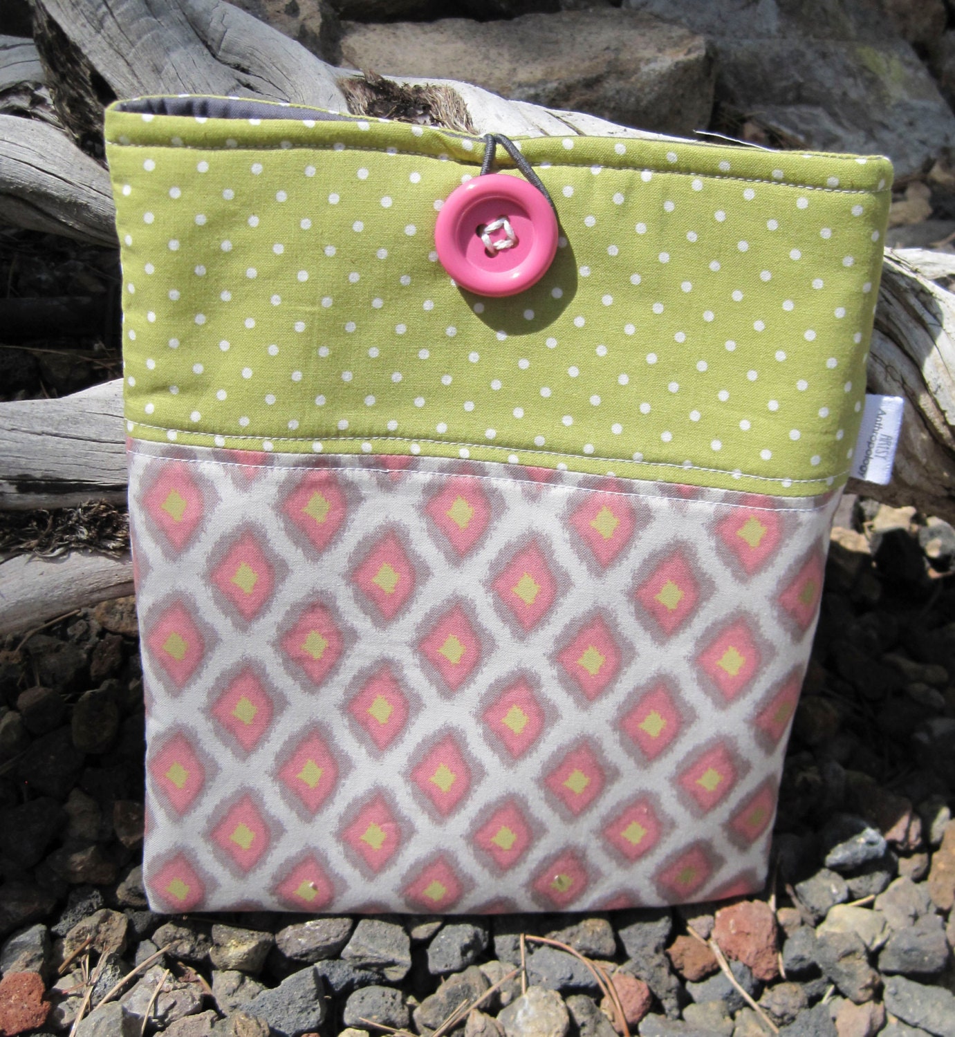 Gree & Pink Ikat- iPad Sleeve