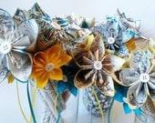 Petit Paper Bouquet Wedding Centerpieces- Set of 10, handmade, made to order, Roald Dahl, origami