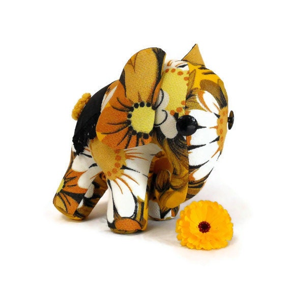Retro Elephant a cute Jumbo crafted from Yellow 70s Flower Vintage fabric with Daisies