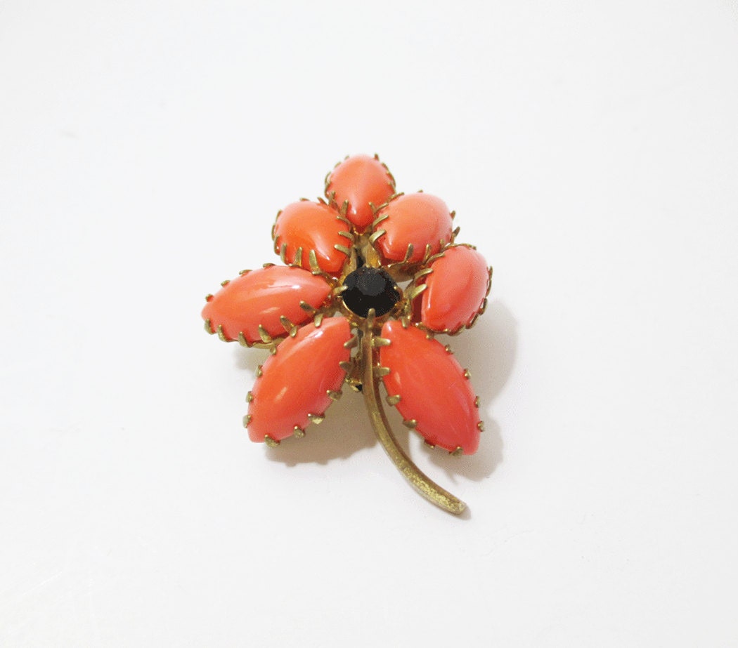 Vintage Coral Flower Brooch with 7 Glass Stone Beads & Amethyst Rhinestone - Trombone Clasp - UrbanRenewalDesigns