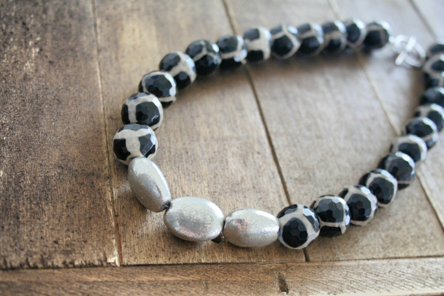 Chunky Spotted Black and White Silver Gemstone Necklace, Chunky Necklace, Giraffe Print Jewelry