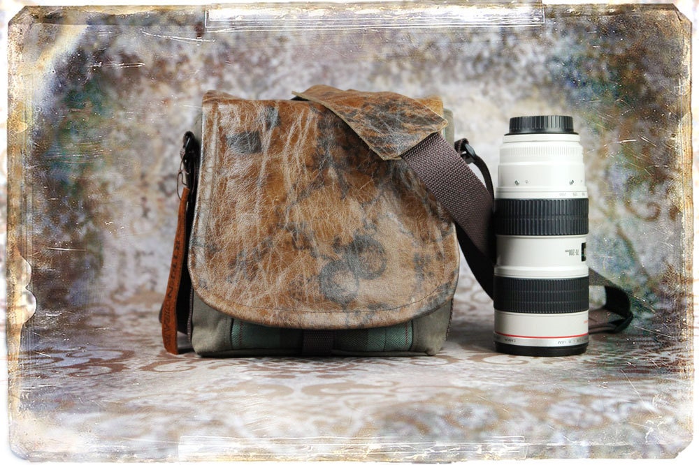 IN STOCK -  Small Teal Old World Leather DSLR Camera Bag