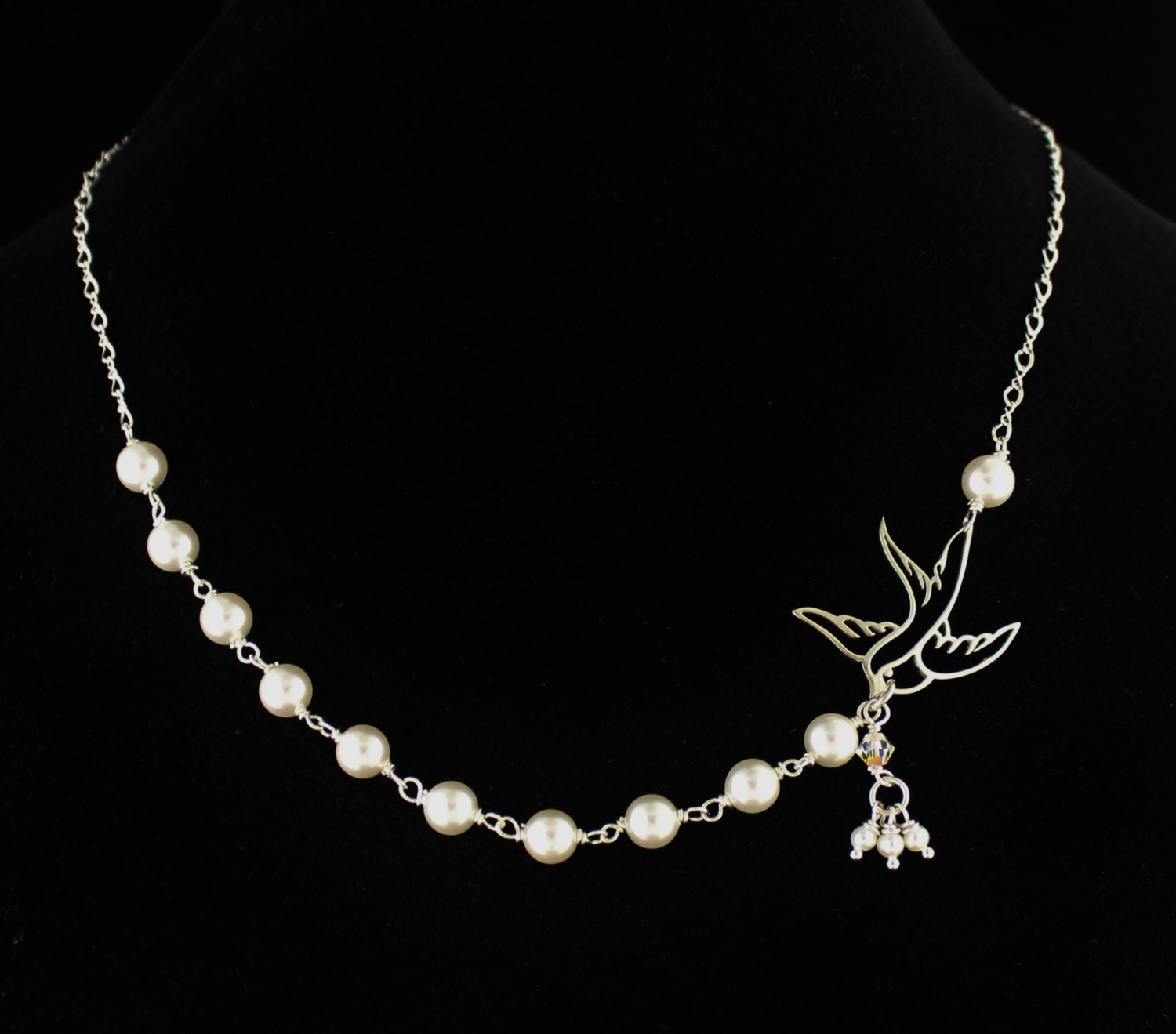 Silver Bridesmaid Necklace,Pearl and Swallow Necklace, Bridesmaid Jewelry, Bridal Necklace, Mother Jewelry