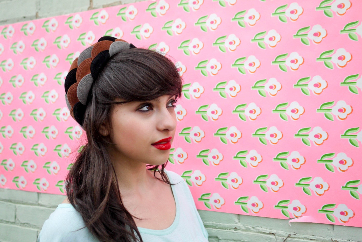 1940's Velour Chocolate Cream Petal Hat