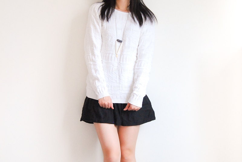 Vintage Raised Geometric Texture White Pullover Sweater