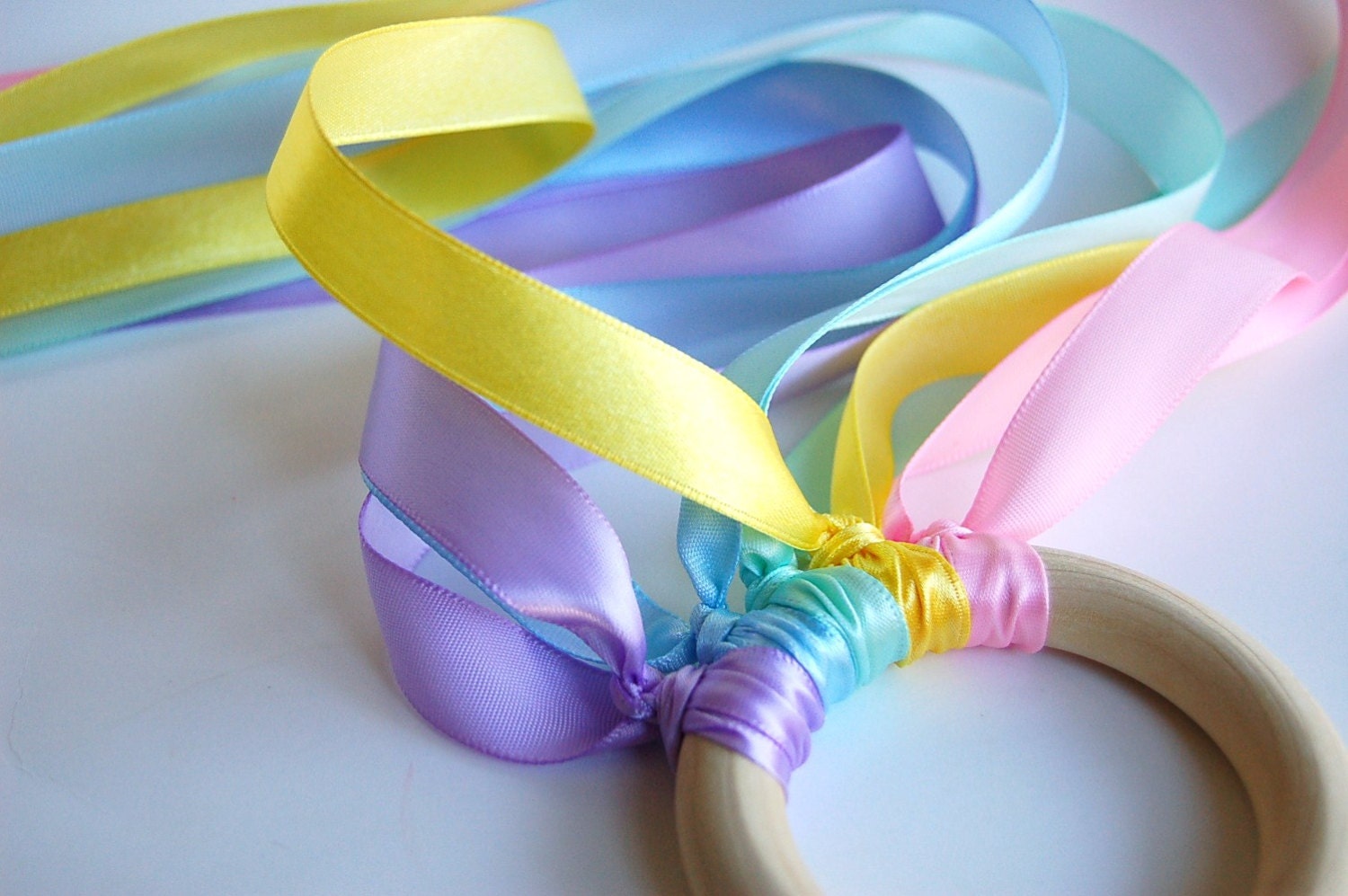 Wooden -Waldorf- Kids -Toy-EASTER -FLY ME -Wood Ring Hand Kite