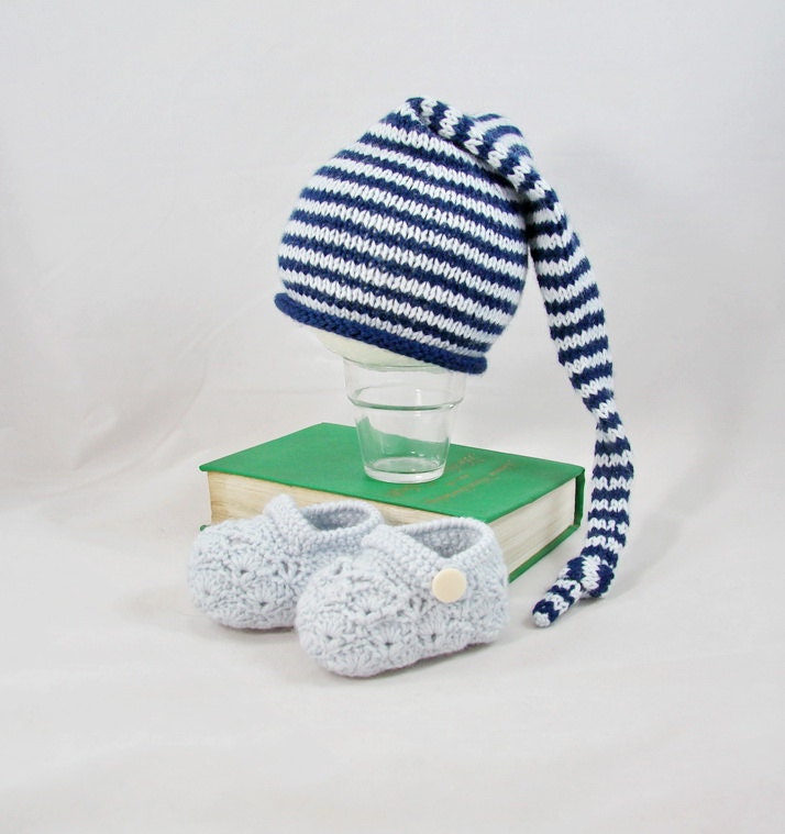 Knitted  and crocheted newborn baby hat and booties set, baby gift set, baby boy gift, sleep cap baby hat and booties