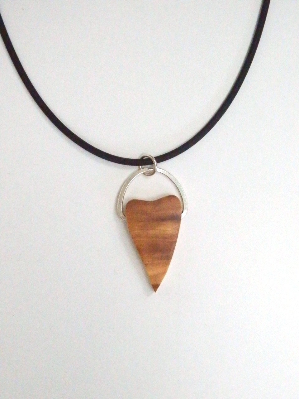 Heart Wood Pendant Valentines Women Necklace Tagt Team 123 cc loh ostat socal etsy guild tenx tt cccoe sos steam team madcap lb