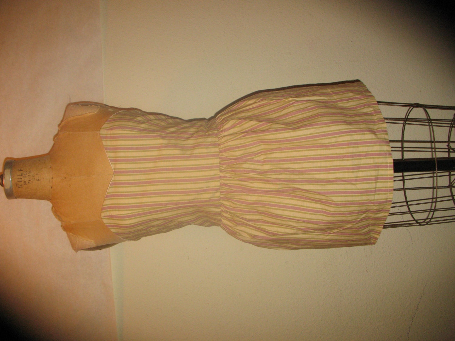 Striped Circus Beige Pink Green Strapless SweetHeart Mini Dress