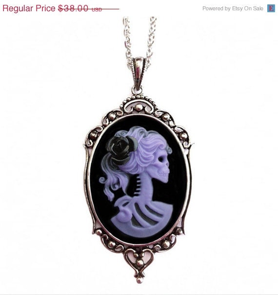 Lolita Skull Lady - Skeleton Cameo Necklace - Purple