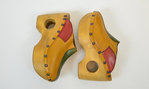 donut cut-out BOHEMIAN hippie COLORBLOCK studded PLATFORM wooden clogs, size 38 7.5 7 1/2 5