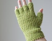Green Fingerless gloves for women, Hand Crochet gloves green