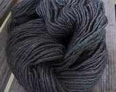 Briar - Manos del Uruguay - 100g Kettle Dyed Merino Corriedale - Chunky - Clasica striated grey woodland olive brown