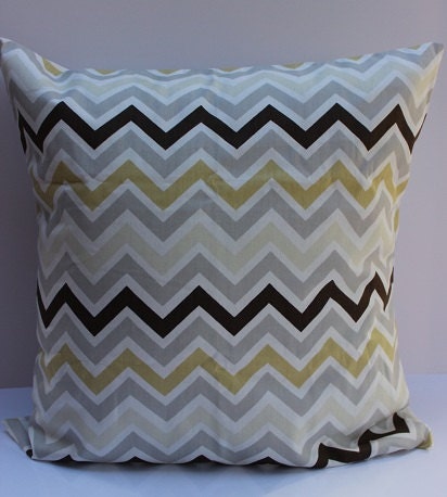NEW - MultiColor Lt. Gray/Tan/Dk. Brown/Cream and White Zag Chevron 18" Pillow Cover
