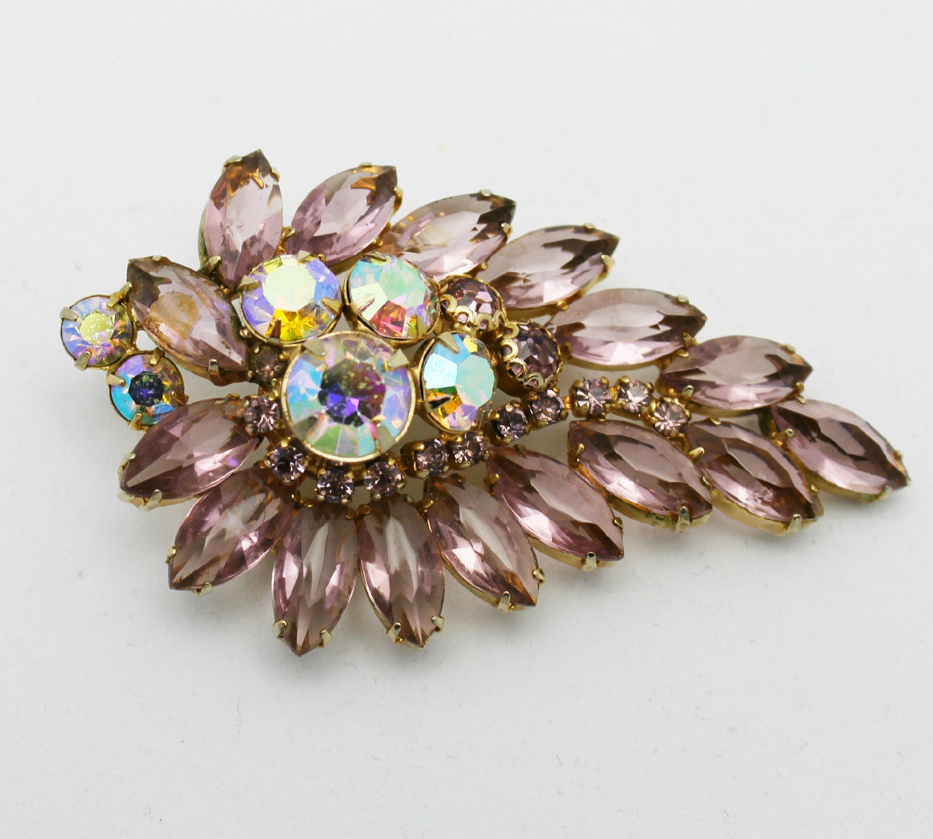 Vintage Brooch Large Pale Lavendar